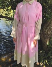 kemerli renk bloklu elbise pembe 5