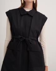 ön cepli bağlamalı yelek siyah 3