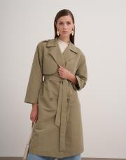 basic trençkot soft yeşil 2