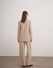 yan bağlamalı ceketli takım bej 3