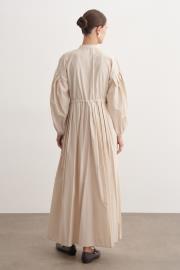 pile detaylı basic elbise bej 4