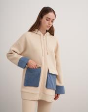 kapüşonlu denim detaylı takım bej 3